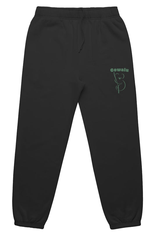 Weekend Green Sweatpants featuring a relaxed fit and soft fabric, perfect for lounging and casual outings.